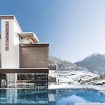 Bergland Design- Und Wellnesshotel