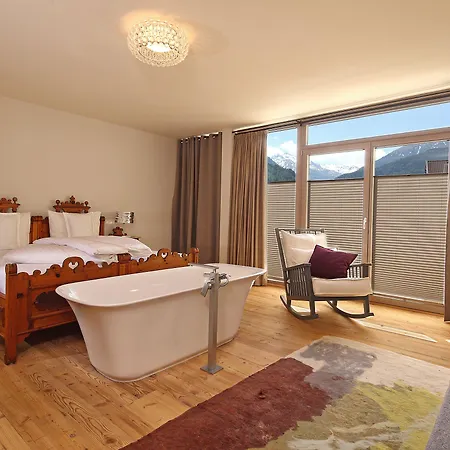 Bergland Design- Und Wellnesshotel 5*