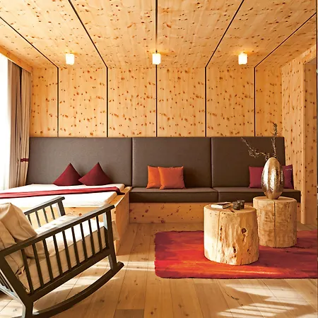 מלון Bergland Design- Und Wellnesshotel זולדן