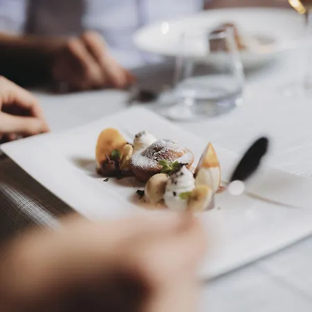 Готель Bergland Design- Und Wellnesshotel 5*