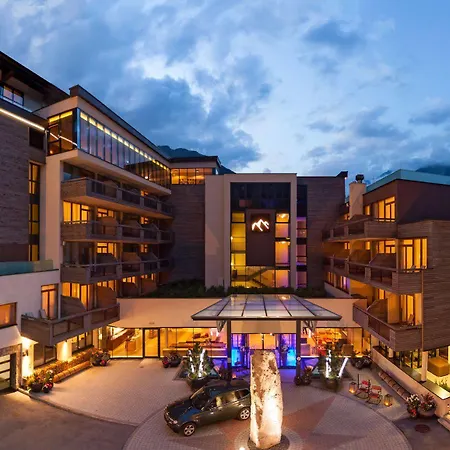 Bergland Design- Und Wellnesshotel ホテル 5*