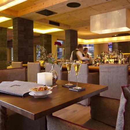 Ξενοδοχείο Bergland Design- Und Wellnesshotel Ζόλντεν