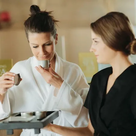 Bergland Design- Und Wellnesshotel Готель