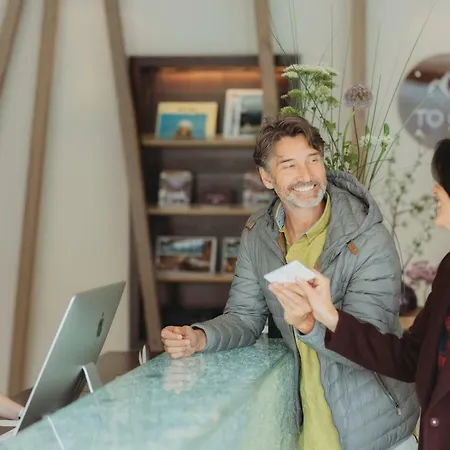 ホテル Bergland Design- Und Wellnesshotel ゼルデン