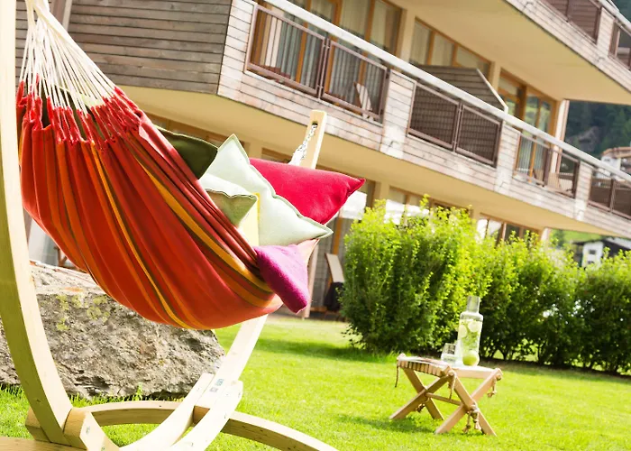 Bergland Design- Und Wellnesshotel 호텔 솔덴