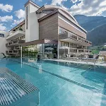 伯格兰设计及康体酒店 5*