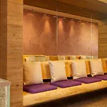 Bergland Design- Und Wellnesshotel 5* Зёльден